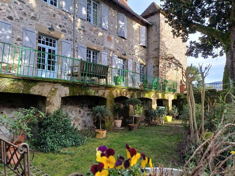 House Beaulieu-sur-Dordogne - 6 bedrooms - 399m²