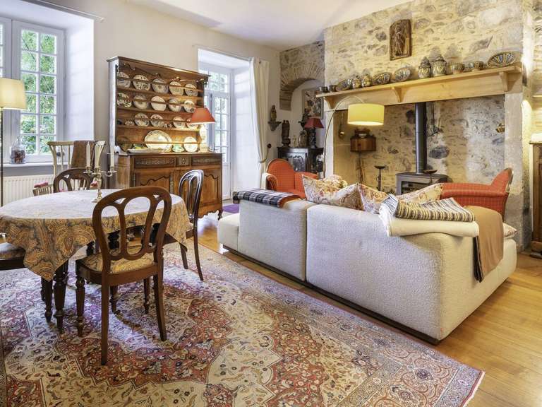 House Beaulieu-sur-Dordogne - 6 bedrooms - 399m²