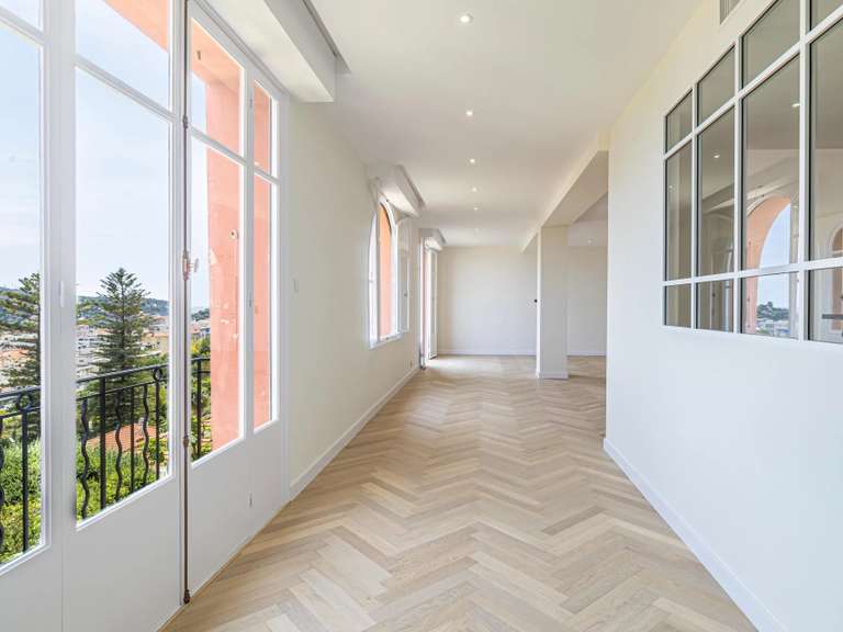 Apartment Beaulieu-sur-Mer - 3 bedrooms - 195m²