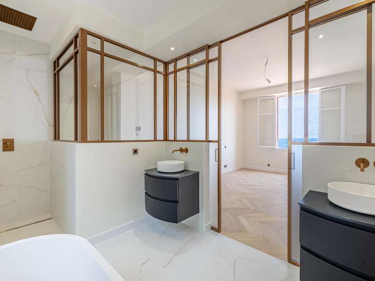 Apartment Beaulieu-sur-Mer - 3 bedrooms - 195m²