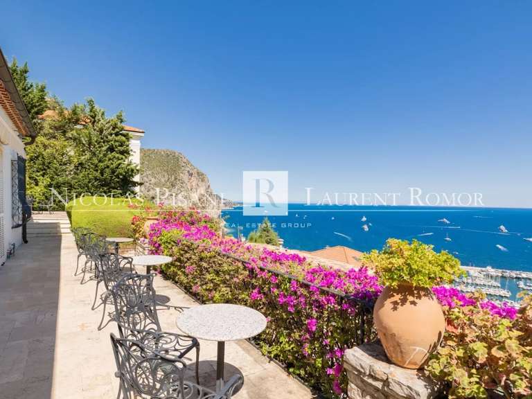Villa with Sea view Beaulieu-sur-Mer - 3 bedrooms - 180m²
