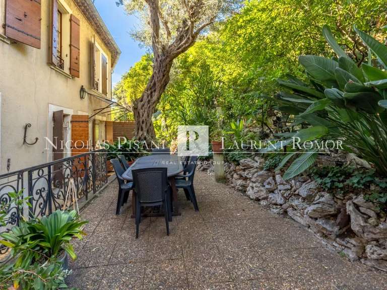 Villa Beaulieu-sur-Mer - 7 bedrooms - 280m²