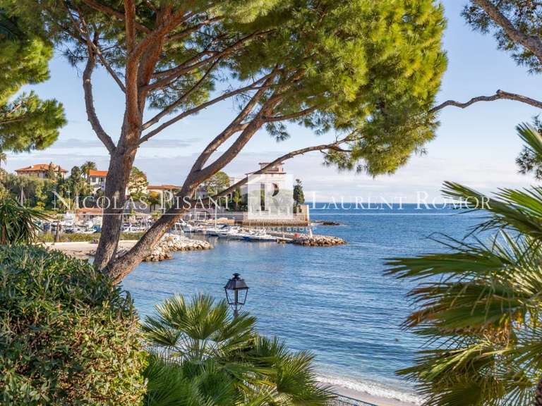 Villa Beaulieu-sur-Mer - 7 bedrooms - 280m²