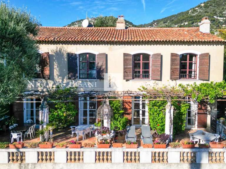 Villa Beaulieu-sur-Mer - 7 bedrooms - 280m²