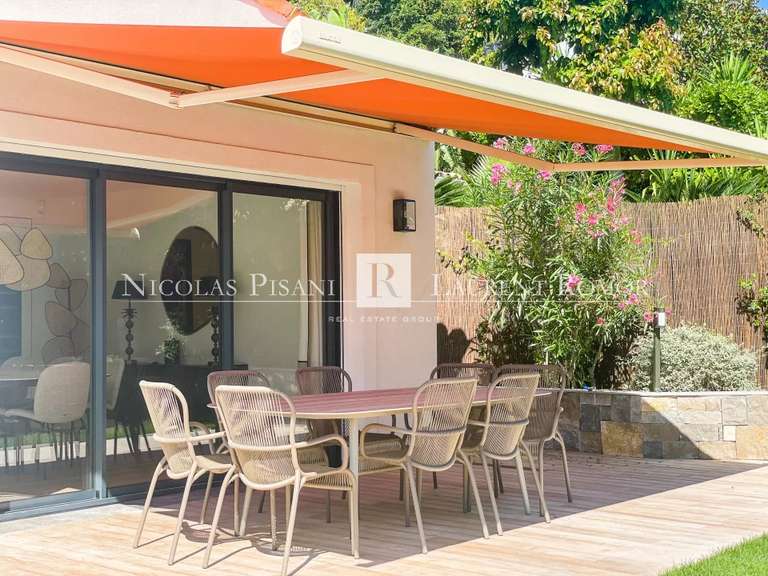 Villa Beaulieu-sur-Mer - 4 chambres - 220m²