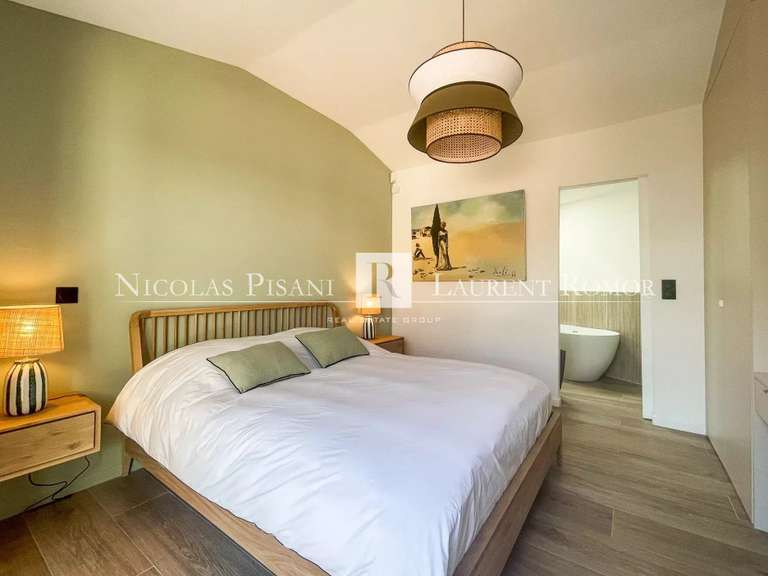 Villa Beaulieu-sur-Mer - 4 chambres - 220m²