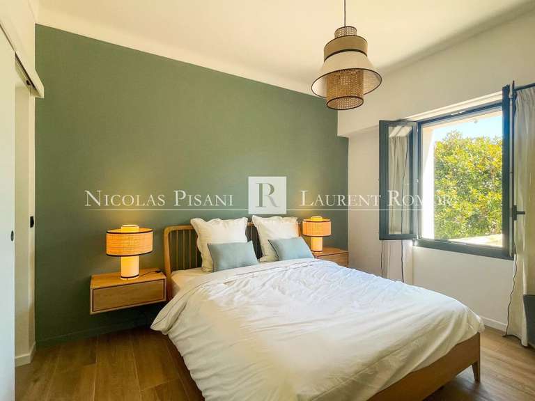 Villa Beaulieu-sur-Mer - 4 chambres - 220m²