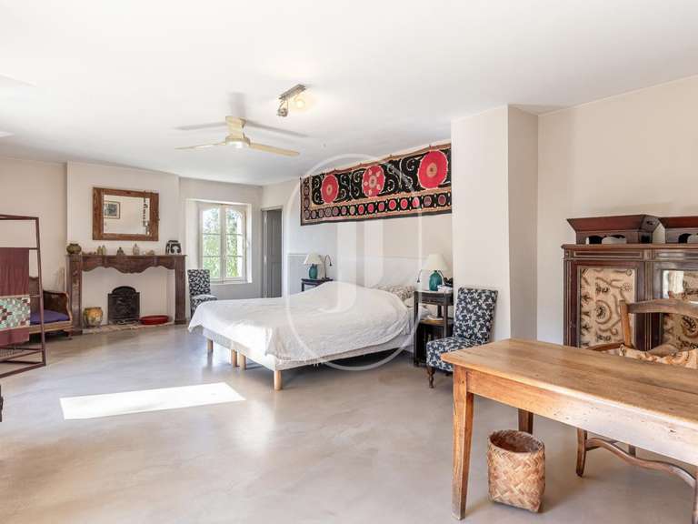 Maison Beaumes-de-Venise - 6 chambres - 388m²
