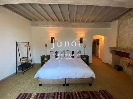 Hôtel particulier Beaumettes - 9 chambres - 450m²