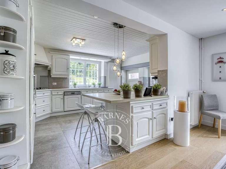 Maison Beaumont - 4 chambres - 460m²