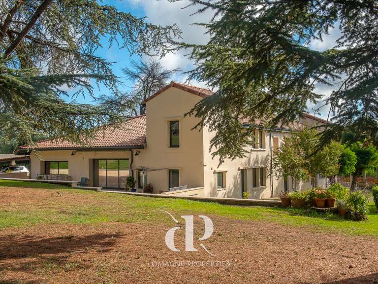Maison Beaumont-de-Lomagne - 9 chambres - 500m²