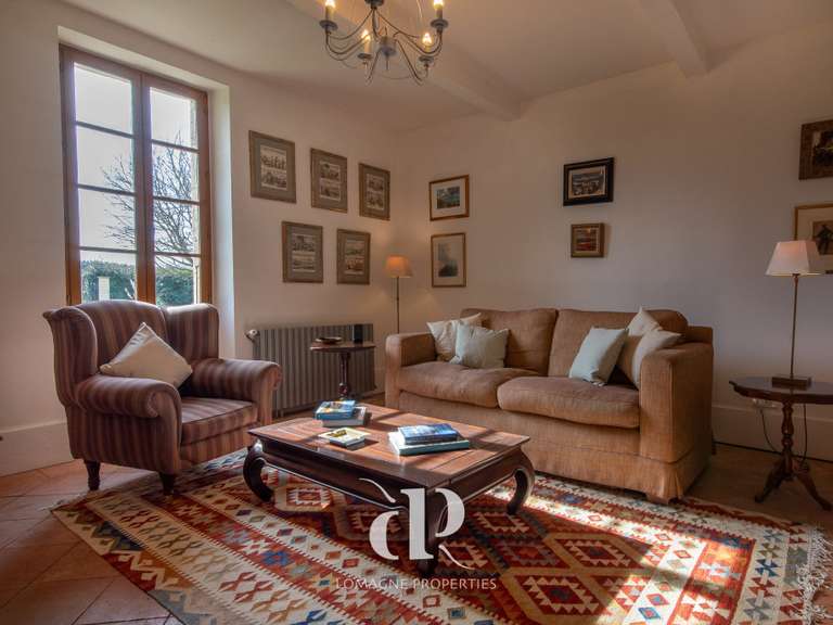 Maison Beaumont-de-Lomagne - 5 chambres - 284m²