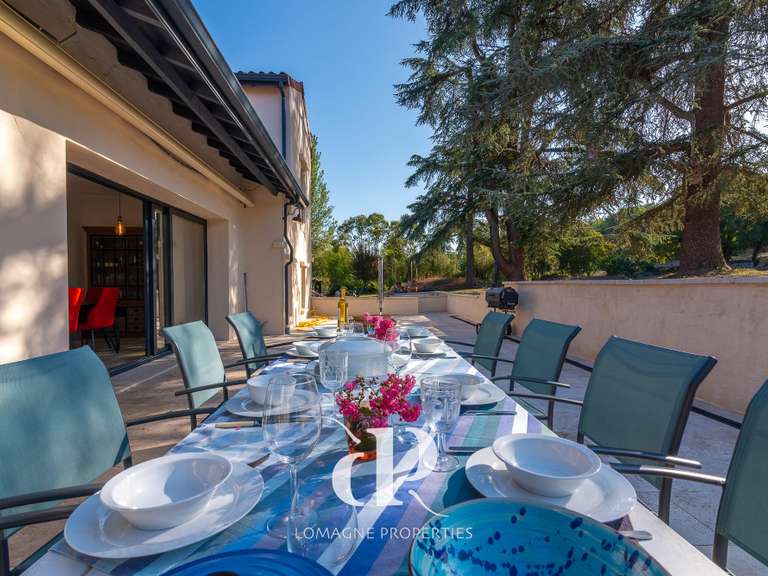 Maison Beaumont-de-Lomagne - 10 chambres - 500m²