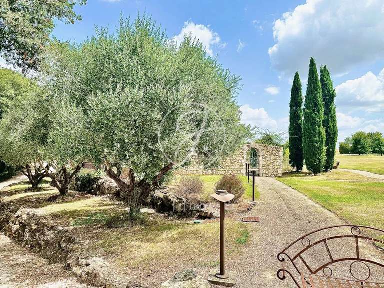 Propriété Beaumont-de-Lomagne - 11 chambres - 1000m²