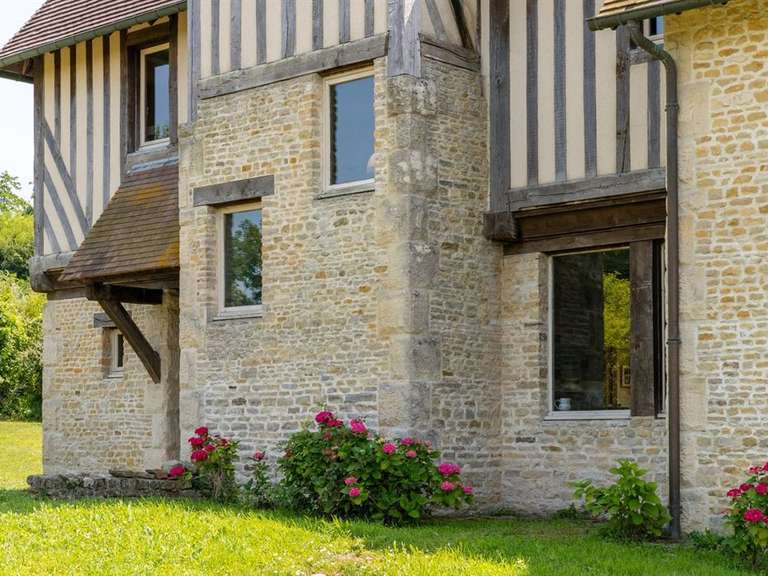 House Beaumont-en-Auge - 4 bedrooms - 290m²