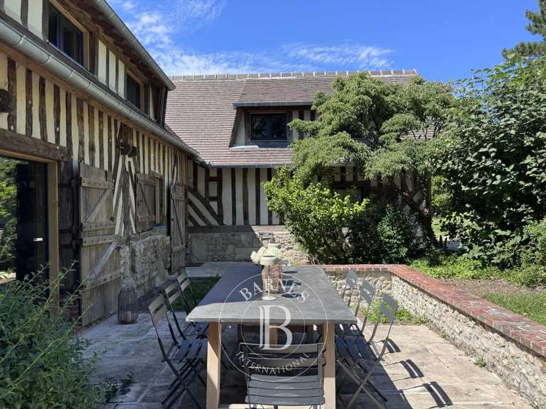 Maison Beaumont-en-Auge - 3 chambres - 230m²