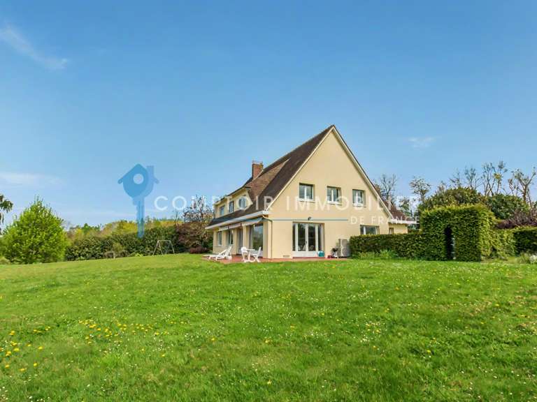 Maison Beaumont-le-Roger - 7 chambres - 317m²