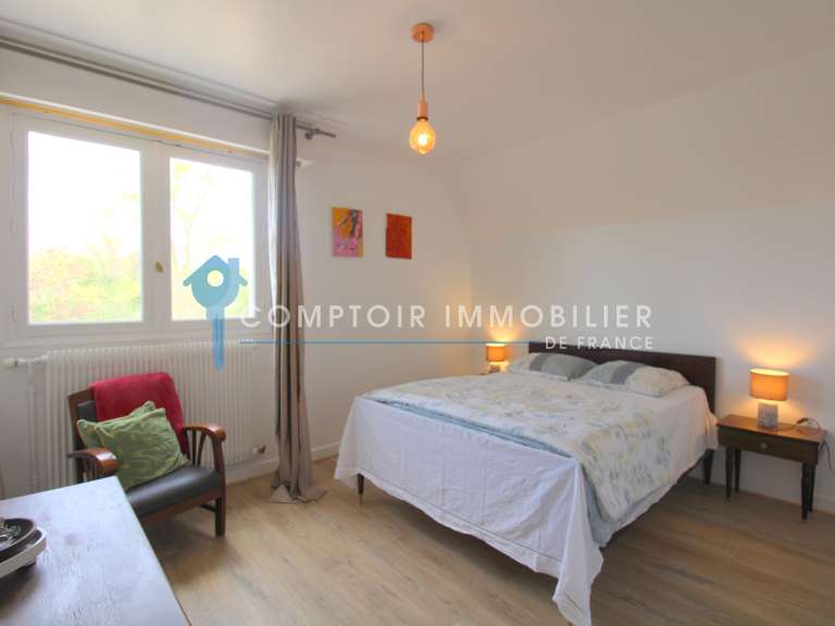 Maison Beaumont-le-Roger - 7 chambres - 317m²