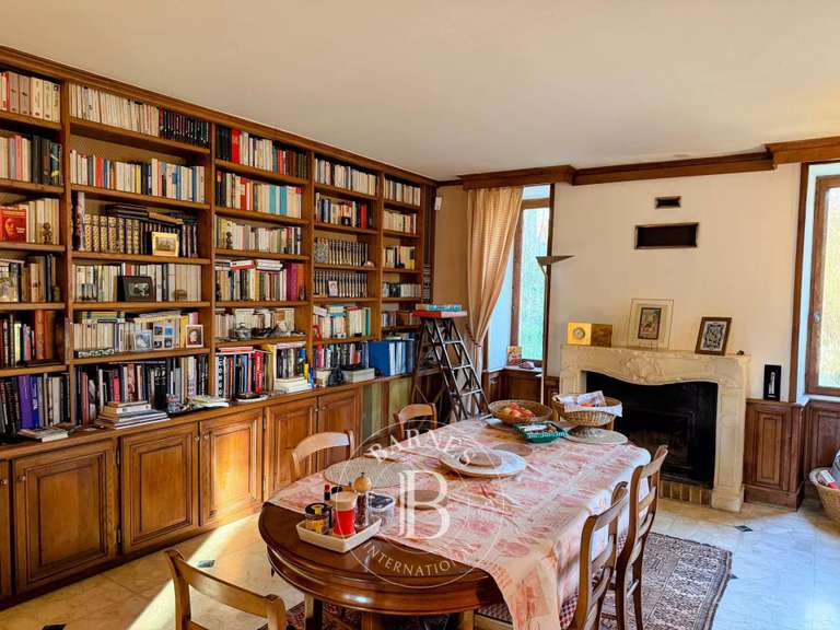 Manor Beaumont-Sardolles - 9 bedrooms - 540m²