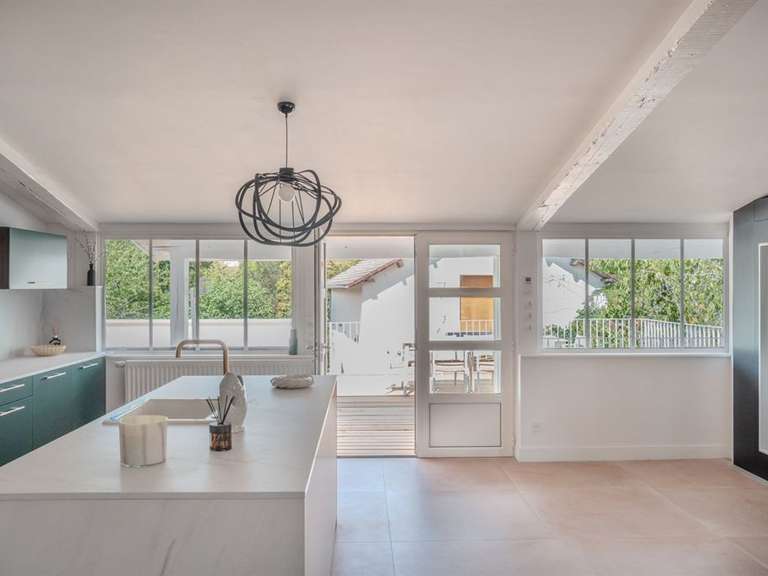 Appartement Beaune - 5 chambres - 244m²