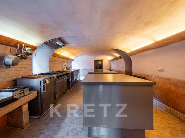 Château Beaune - 15 chambres - 1338m²