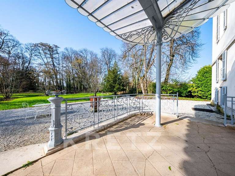 Château Beaune - 15 chambres - 1338m²