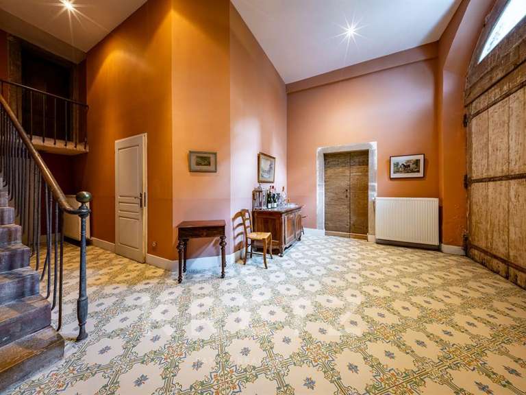 Château Beaune - 15 chambres - 1338m²