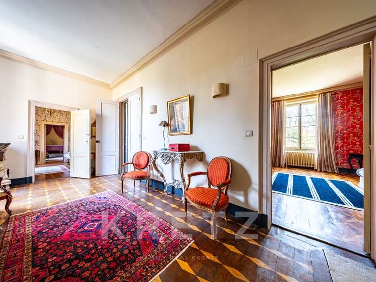 Château Beaune - 15 chambres - 1338m²