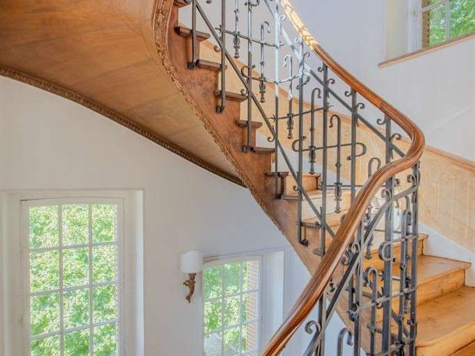 House Beaune - 10 bedrooms - 965m²