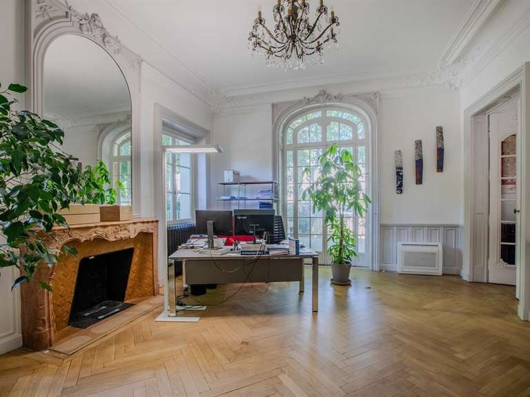 House Beaune - 10 bedrooms - 965m²