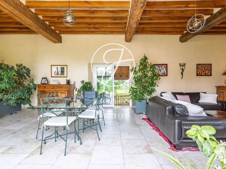 Propriété Beaune-la-Rolande - 6 chambres - 400m²