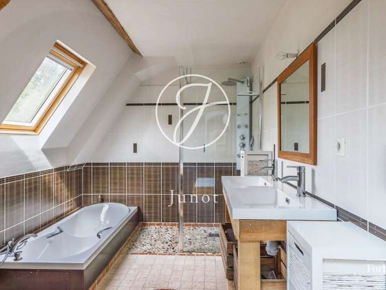 Propriété Beaune-la-Rolande - 6 chambres - 400m²