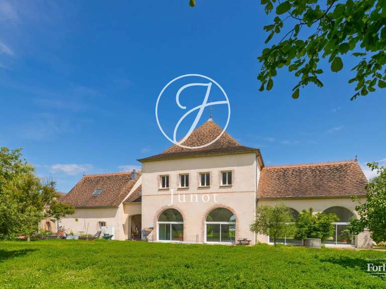 Propriété Beaune-la-Rolande - 6 chambres - 400m²