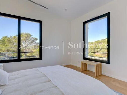 House Beaurecueil - 5 bedrooms - 300m²