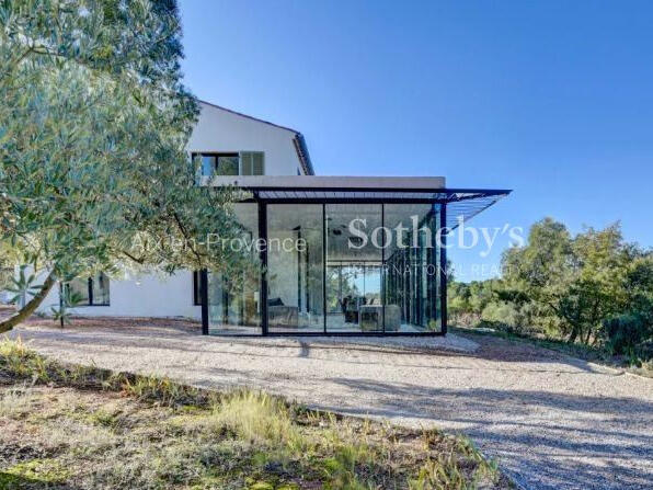 House Beaurecueil - 5 bedrooms - 300m²