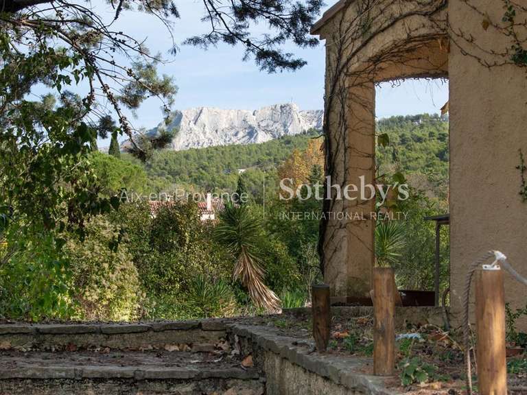 House Beaurecueil - 16 bedrooms - 1300m²