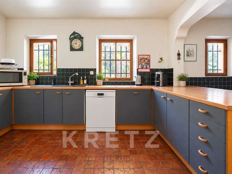 Maison Beaurecueil - 5 chambres - 203m²
