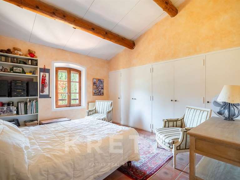 Maison Beaurecueil - 5 chambres - 203m²