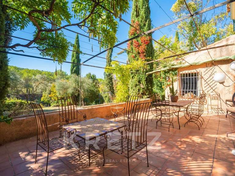 Maison Beaurecueil - 5 chambres - 203m²