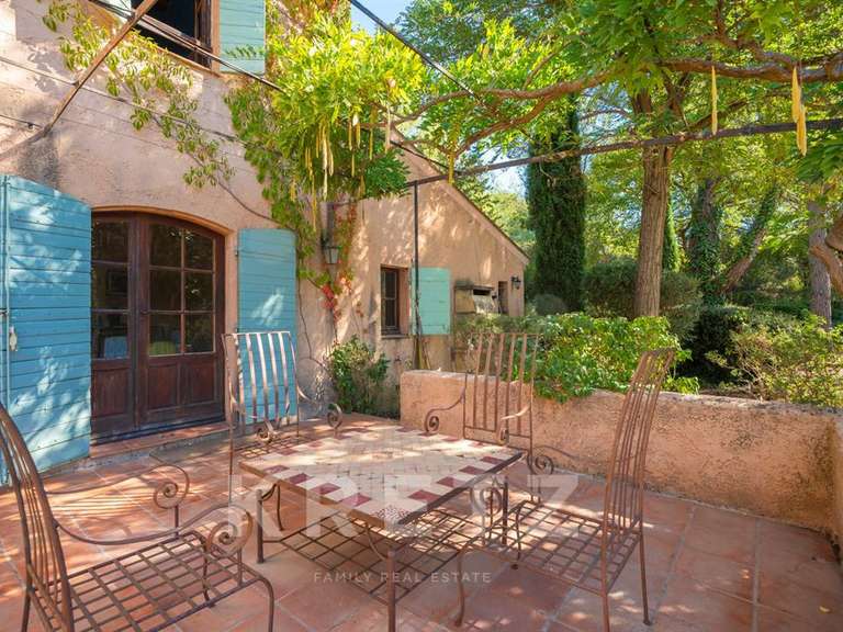 Maison Beaurecueil - 5 chambres - 203m²