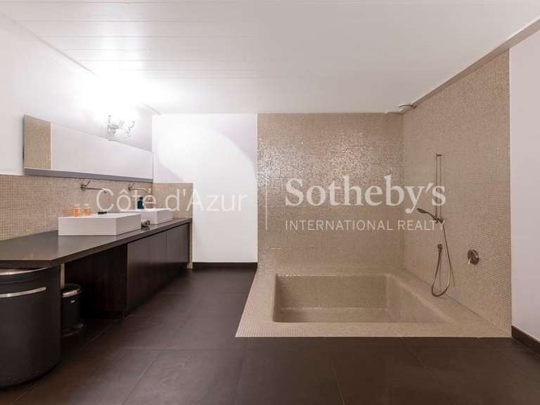 Appartement Beausoleil - 2 chambres - 229m²