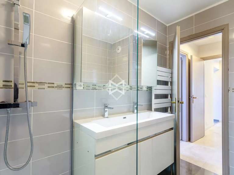 Apartment with Sea view Beausoleil - 4 bedrooms - 116m²