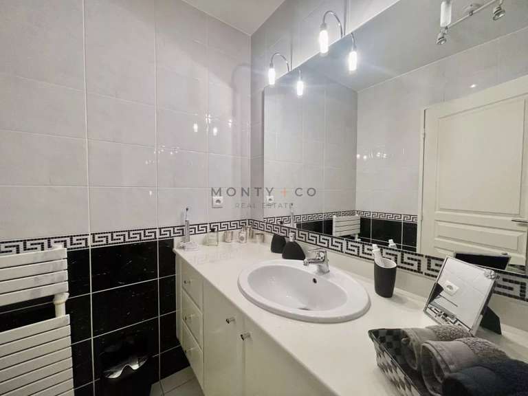 Apartment with Sea view Beausoleil - 2 bedrooms - 108m²