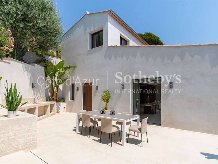 Maison Beausoleil - 5 chambres - 256m²