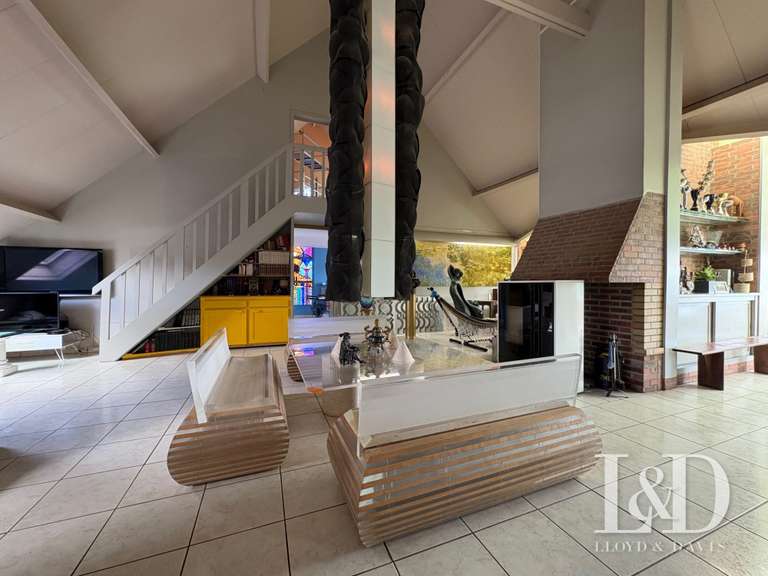 Maison Beauvais - 6 chambres - 374m²