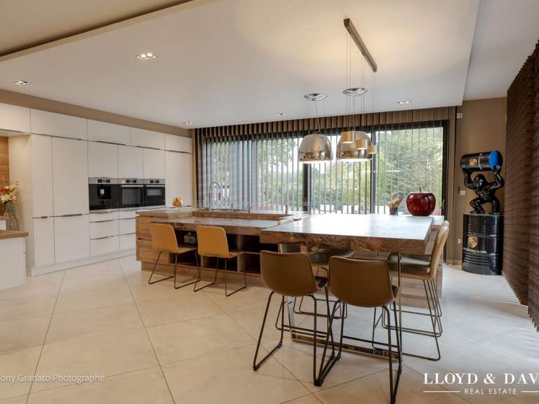 Maison Beauvais - 5 chambres - 400m²