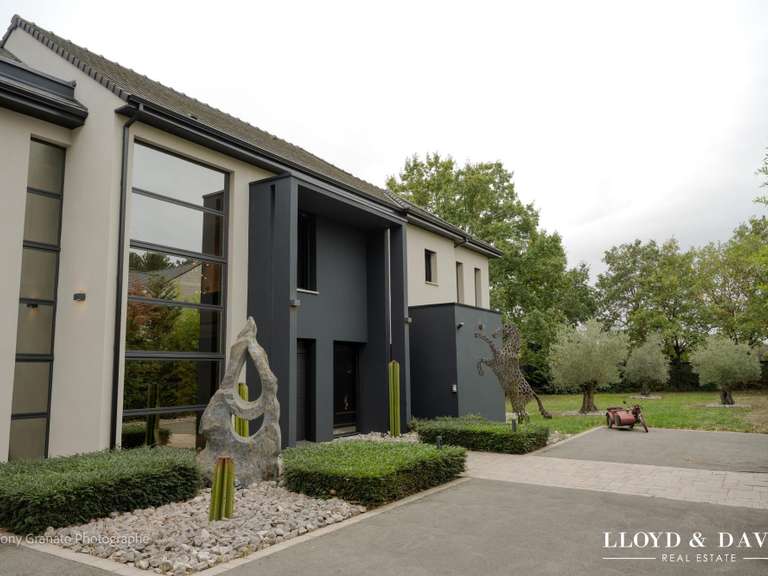 Maison Beauvais - 5 chambres - 400m²