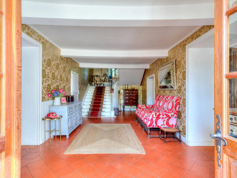 Château Beauville - 16 chambres - 542m²