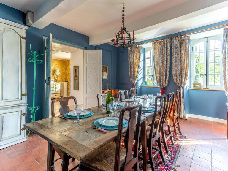 Château Beauville - 16 chambres - 542m²