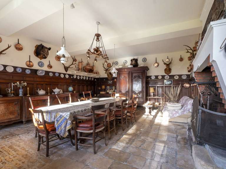 House Beauvoir-sur-Niort - 10 bedrooms - 625m²